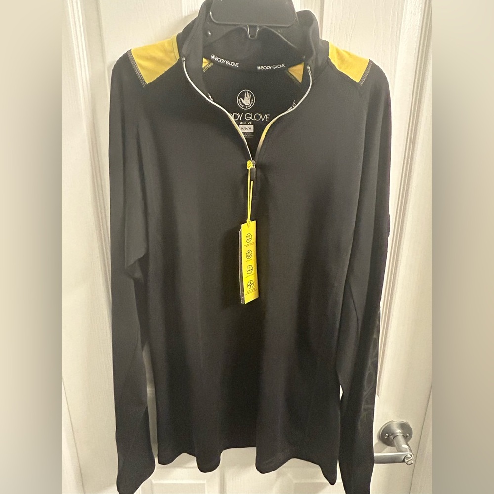 NWT Body Glove Pullover - Men’s Medium
